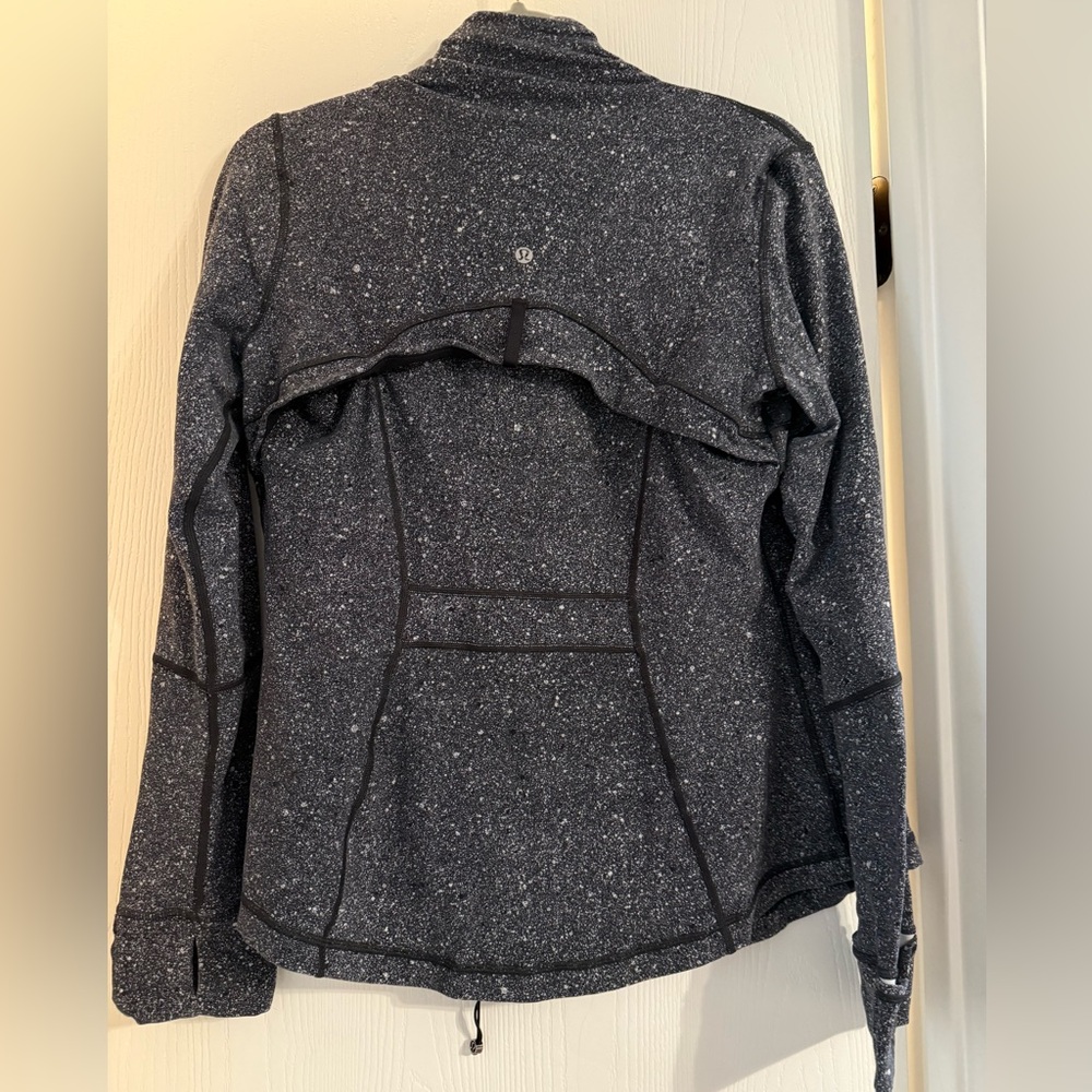 Women's size 10 Black Speckled Lululemon Active Jacket